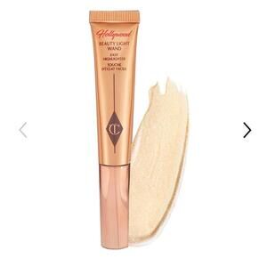 Charlotte Tilbury Beauty Highlighter Wand in Spotlight